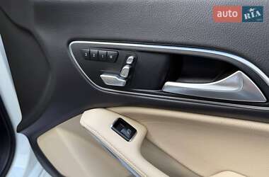 Седан Mercedes-Benz CLA-Class 2018 в 