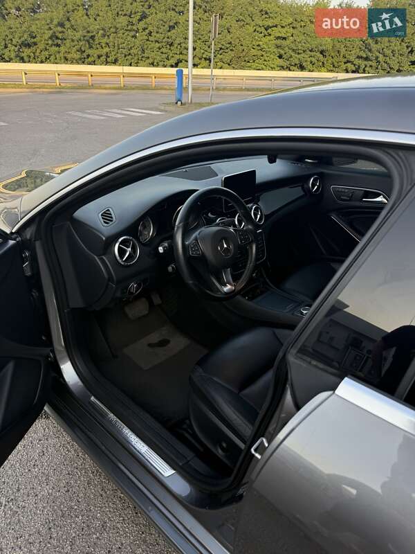 Седан Mercedes-Benz CLA-Class 2014 в Киеве фото 10 Седан Mercedes-Benz CLA-Class 2014 в Киеве