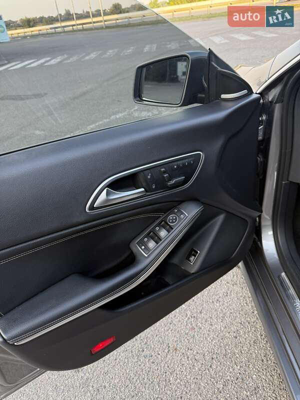 Седан Mercedes-Benz CLA-Class 2014 в Киеве фото 14 Седан Mercedes-Benz CLA-Class 2014 в Киеве
