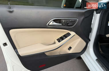 Седан Mercedes-Benz CLA-Class 2013 в 
