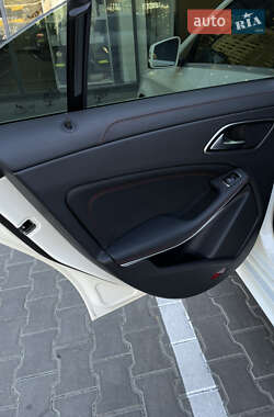 Седан Mercedes-Benz CLA-Class 2014 в 