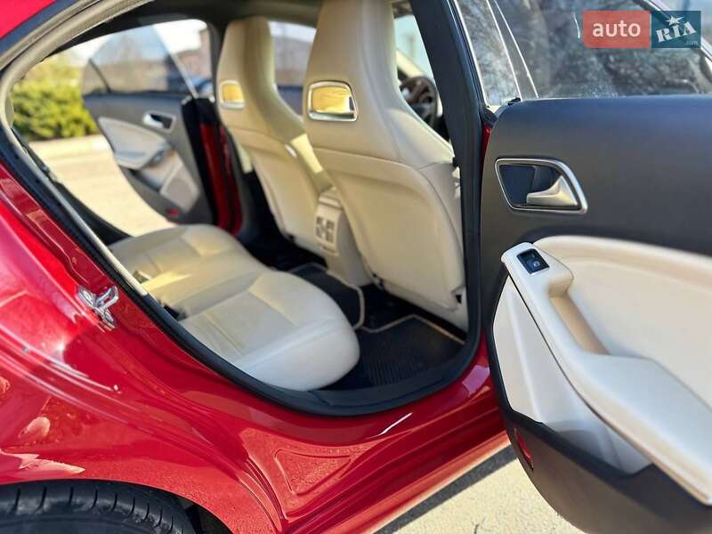 Седан Mercedes-Benz CLA-Class 2018 в Львове фото 12 Седан Mercedes-Benz CLA-Class 2018 в Львове