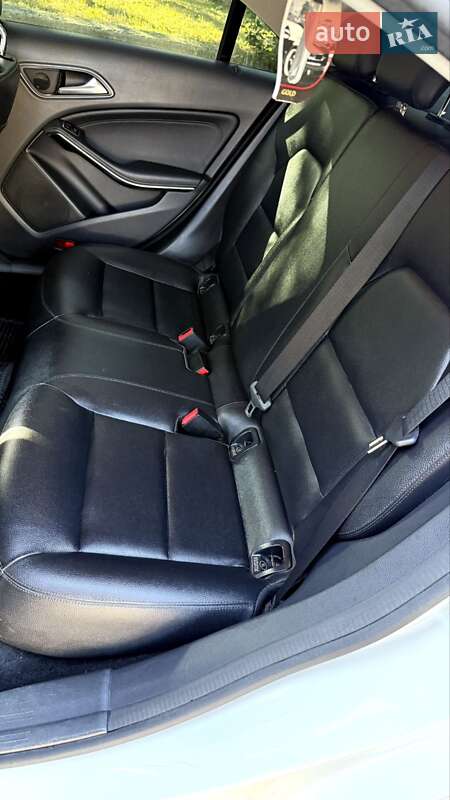 Седан Mercedes-Benz CLA-Class 2013 в Львове