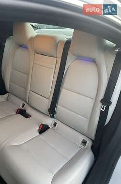 Седан Mercedes-Benz CLA-Class 2014 в 