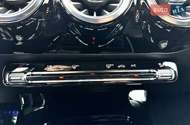 Седан Mercedes-Benz CLA-Class 2021 в 