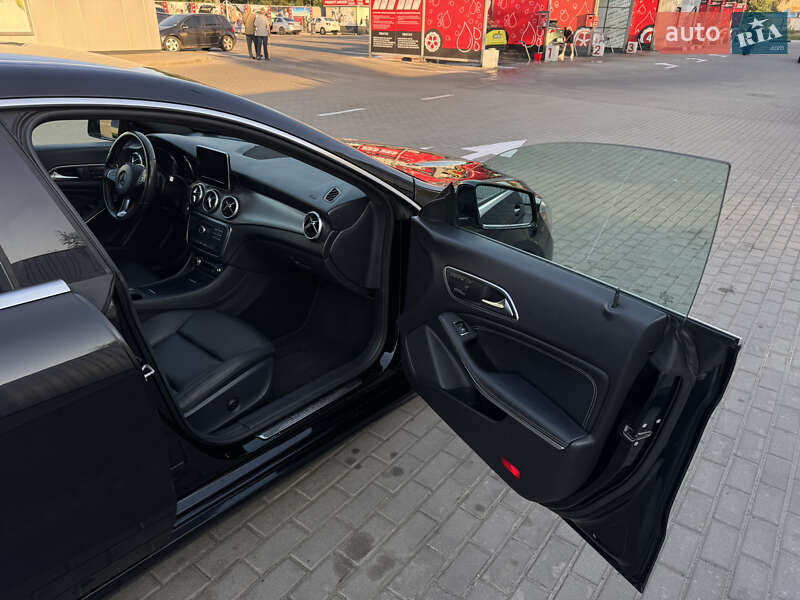 Седан Mercedes-Benz CLA-Class 2015 в Киеве