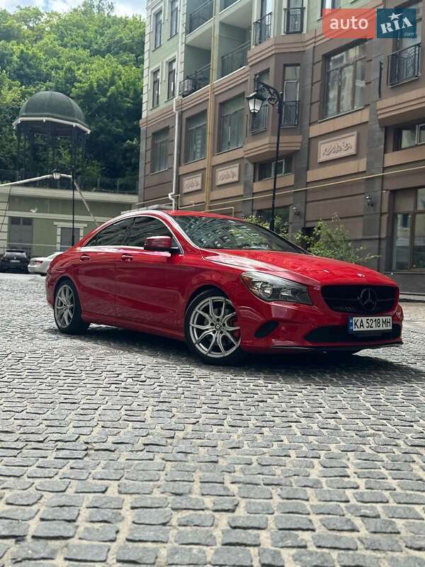 Седан Mercedes-Benz CLA-Class 2017 в Киеве