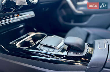 Седан Mercedes-Benz CLA-Class 2022 в 
