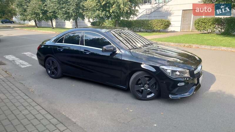 Седан Mercedes-Benz CLA-Class 2017 в Киеве фото 7 Седан Mercedes-Benz CLA-Class 2017 в Киеве