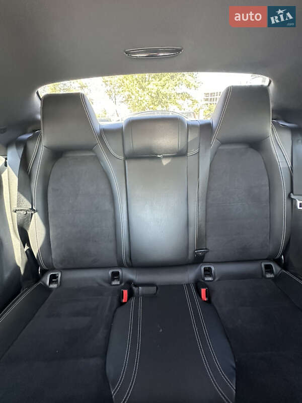 Седан Mercedes-Benz CLA-Class 2014 в Киеве фото 40 Седан Mercedes-Benz CLA-Class 2014 в Киеве