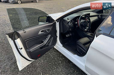 Седан Mercedes-Benz CLA-Class 2018 в 