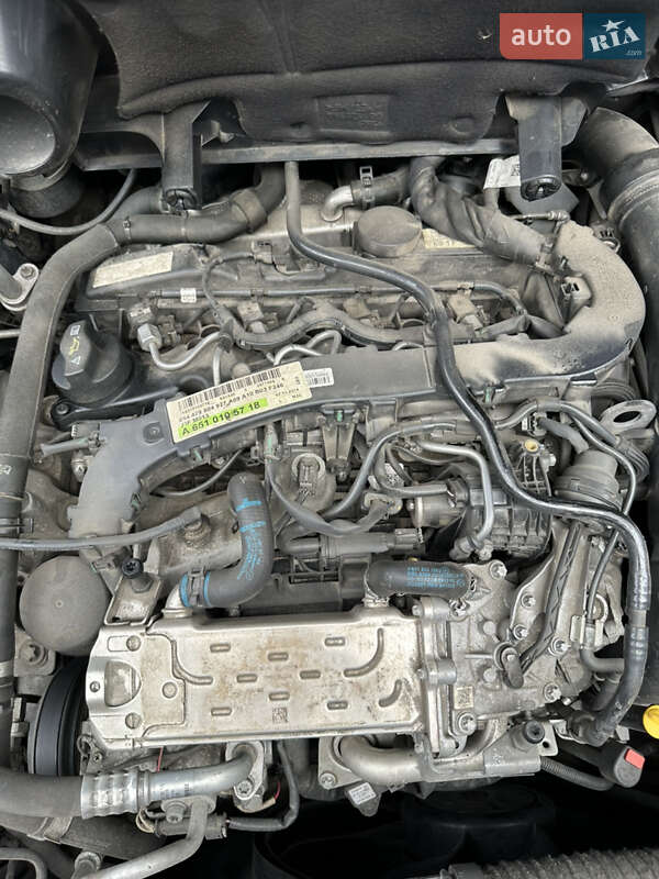 Седан Mercedes-Benz CLA-Class 2014 в Киеве фото 55 Седан Mercedes-Benz CLA-Class 2014 в Киеве