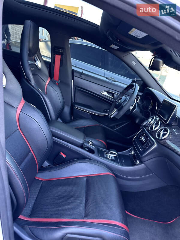 Седан Mercedes-Benz CLA-Class 2014 в Дніпрі