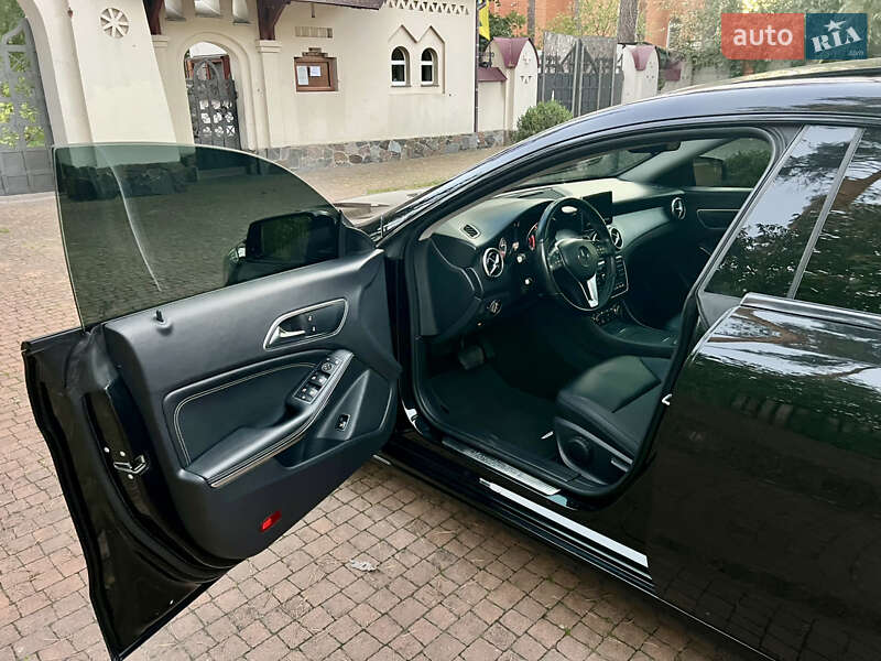 Седан Mercedes-Benz CLA-Class 2013 в Киеве