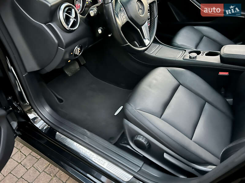Седан Mercedes-Benz CLA-Class 2013 в Киеве
