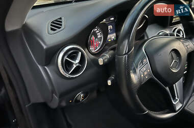 Седан Mercedes-Benz CLA-Class 2013 в 