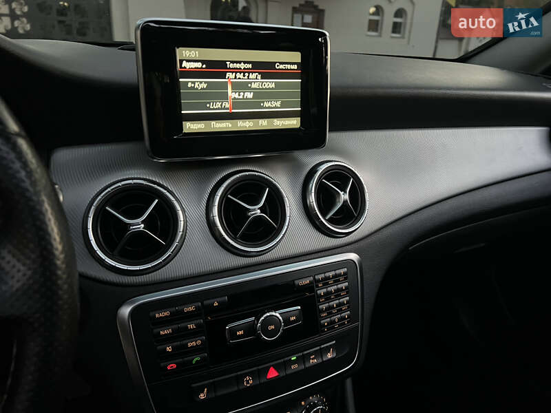 Седан Mercedes-Benz CLA-Class 2013 в Киеве
