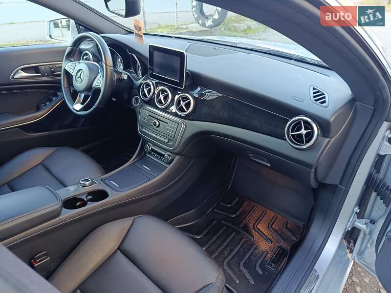 Седан Mercedes-Benz CLA-Class 2015 в Косове