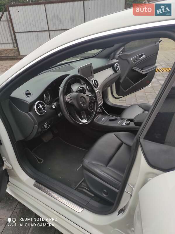 Седан Mercedes-Benz CLA-Class 2015 в Умані