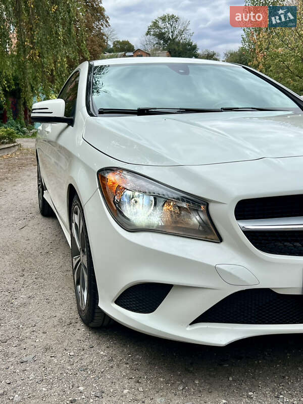 Седан Mercedes-Benz CLA-Class 2015 в Валках