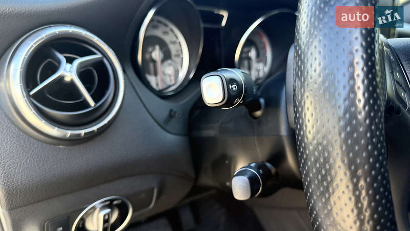 Седан Mercedes-Benz CLA-Class 2015 в Києві