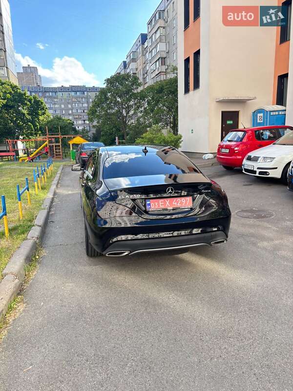 Седан Mercedes-Benz CLA-Class 2018 в Киеве