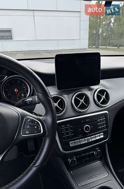 Седан Mercedes-Benz CLA-Class 2016 в 