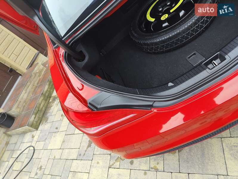 Седан Mercedes-Benz CLA-Class 2015 в Тернополе