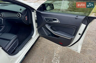 Седан Mercedes-Benz CLA-Class 2016 в 