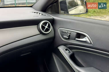 Седан Mercedes-Benz CLA-Class 2016 в 