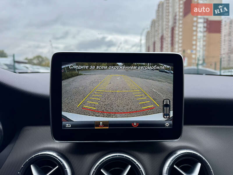 Седан Mercedes-Benz CLA-Class 2016 в Киеве
