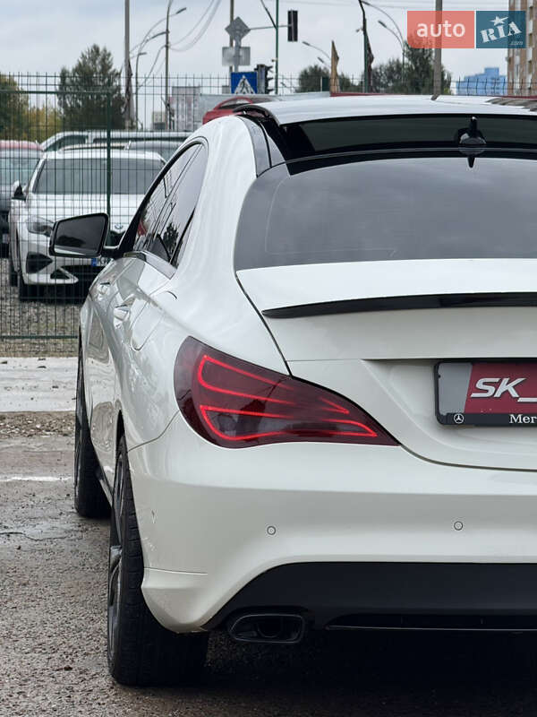 Седан Mercedes-Benz CLA-Class 2016 в Киеве