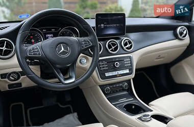 Седан Mercedes-Benz CLA-Class 2019 в 