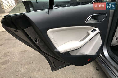 Седан Mercedes-Benz CLA-Class 2016 в 