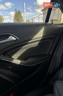 Седан Mercedes-Benz CLA-Class 2015 в 