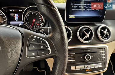 Седан Mercedes-Benz CLA-Class 2018 в 