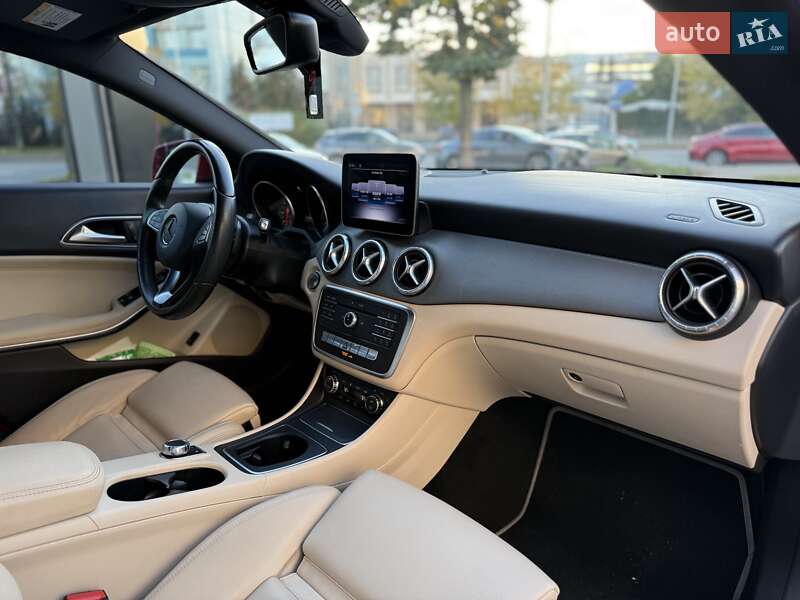 Седан Mercedes-Benz CLA-Class 2018 в Києві