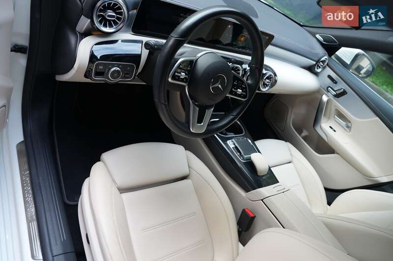Седан Mercedes-Benz CLA-Class 2020 в Києві