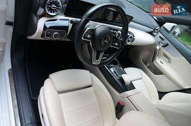 Седан Mercedes-Benz CLA-Class 2020 в 