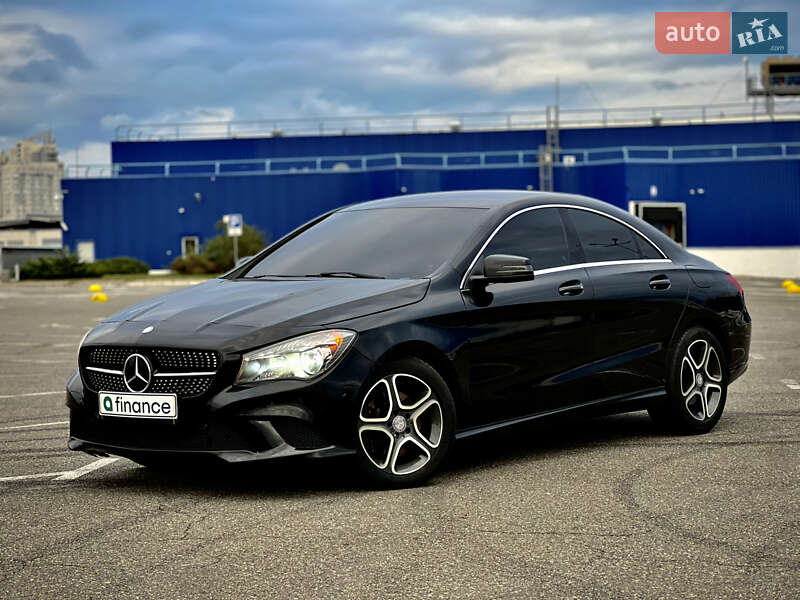 Седан Mercedes-Benz CLA-Class 2015 в Киеве