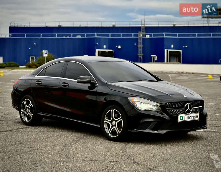 Седан Mercedes-Benz CLA-Class 2015 в Киеве