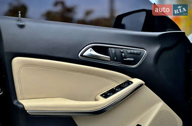 Седан Mercedes-Benz CLA-Class 2015 в 