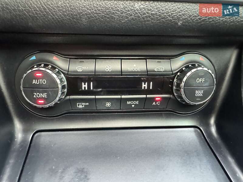 Седан Mercedes-Benz CLA-Class 2016 в Одесі фото 25 Седан Mercedes-Benz CLA-Class 2016 в Одесі