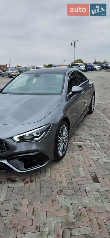 Седан Mercedes-Benz CLA-Class 2019 в Києві