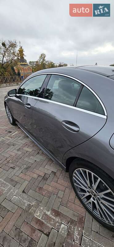Седан Mercedes-Benz CLA-Class 2019 в Києві