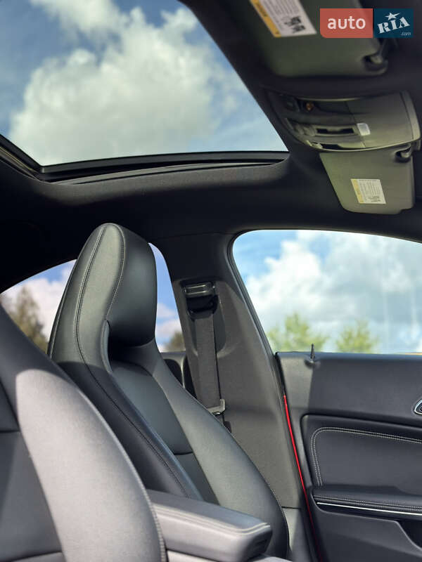 Седан Mercedes-Benz CLA-Class 2015 в Ровно