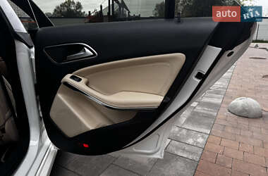 Седан Mercedes-Benz CLA-Class 2018 в  фото 15 Седан Mercedes-Benz CLA-Class 2018 в