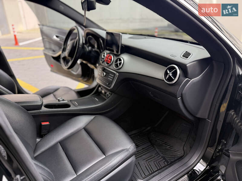 Седан Mercedes-Benz CLA-Class 2015 в Львові фото 19 Седан Mercedes-Benz CLA-Class 2015 в Львові