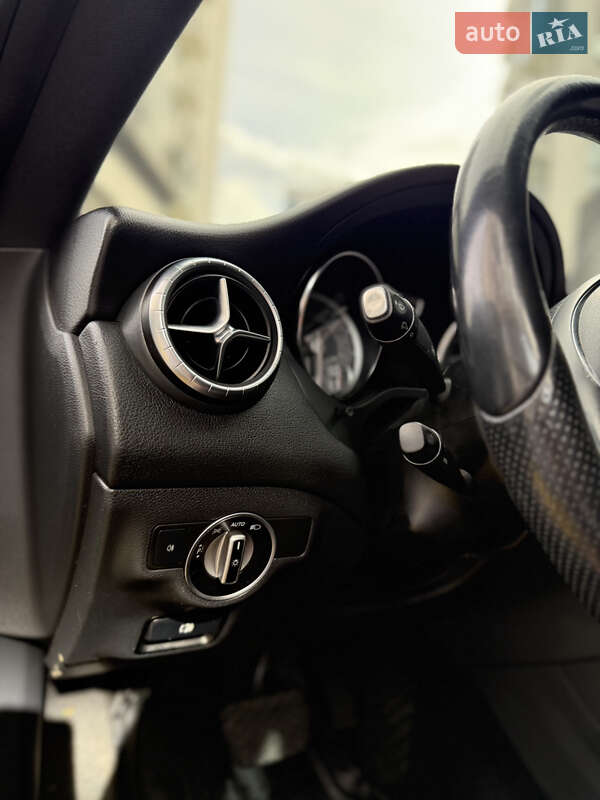 Седан Mercedes-Benz CLA-Class 2015 в Львові фото 23 Седан Mercedes-Benz CLA-Class 2015 в Львові