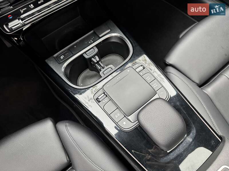 Седан Mercedes-Benz CLA-Class 2020 в Киеве фото 27 Седан Mercedes-Benz CLA-Class 2020 в Киеве